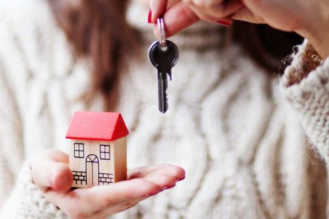 Women Emerge as Key Homebuyers, ~71% Want Ready Homes